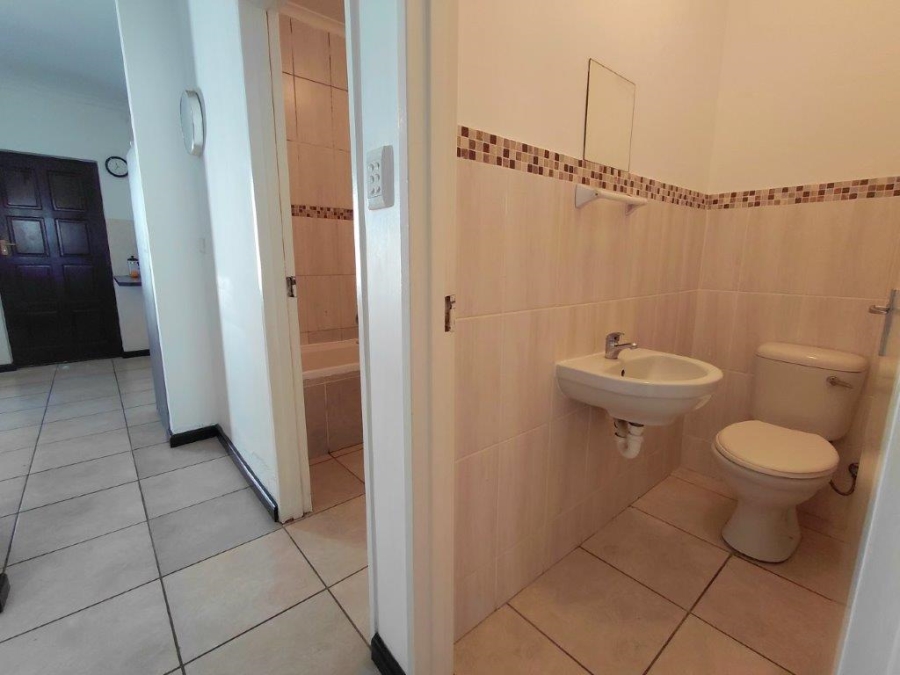 2 Bedroom Property for Sale in Victoria Park Western Cape